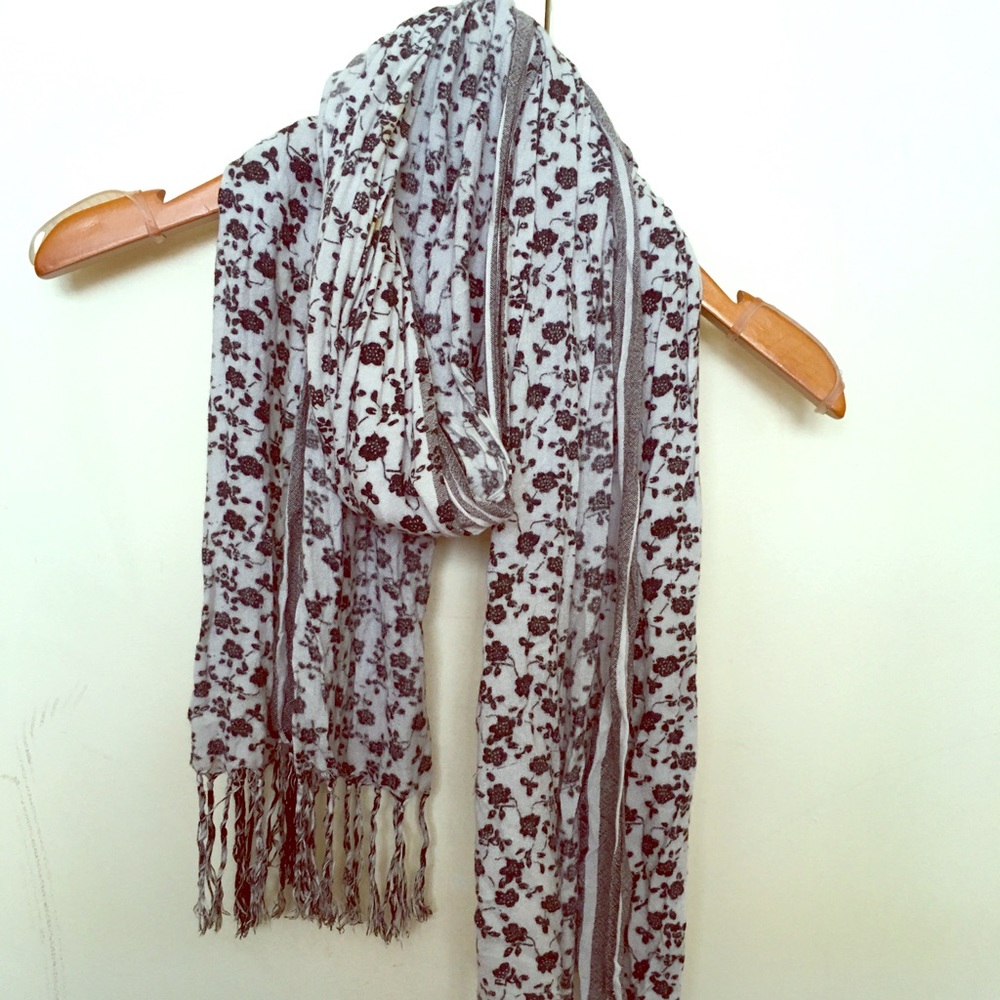 White flowery scarf